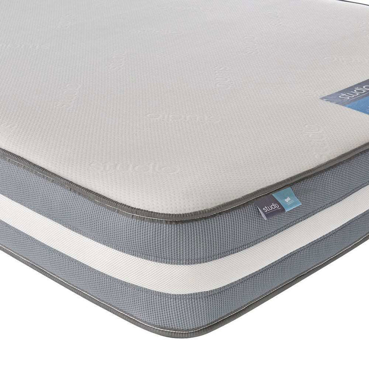 Silentnight Studio Gel Hybrid Mattress