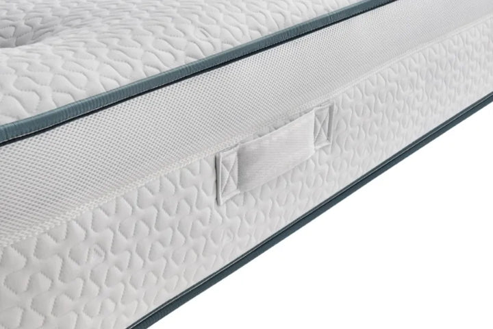 Silentnight UltraGel 1400 Pocket Mattress